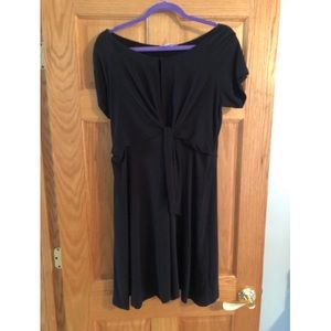NWOT Motherhood Maternity LBD Nursing Dress
